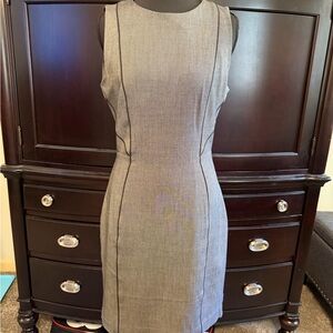 Elegant Gray Sleeveless Dress